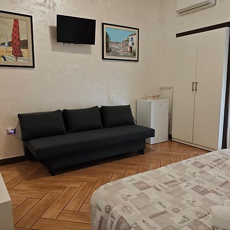 Cuscino E Cornetto Bed & Breakfast Salerno Luaran gambar