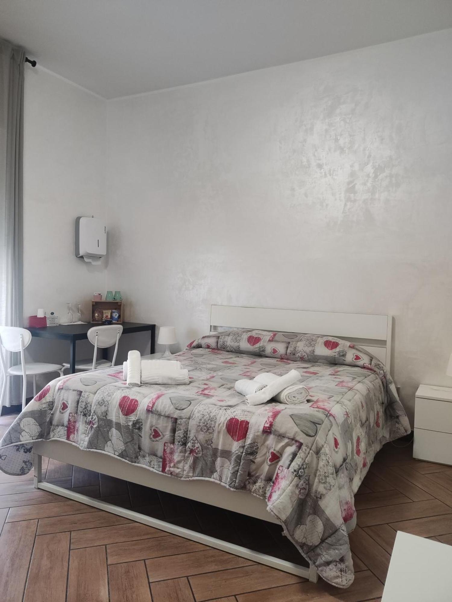 Cuscino E Cornetto Bed & Breakfast Salerno Luaran gambar