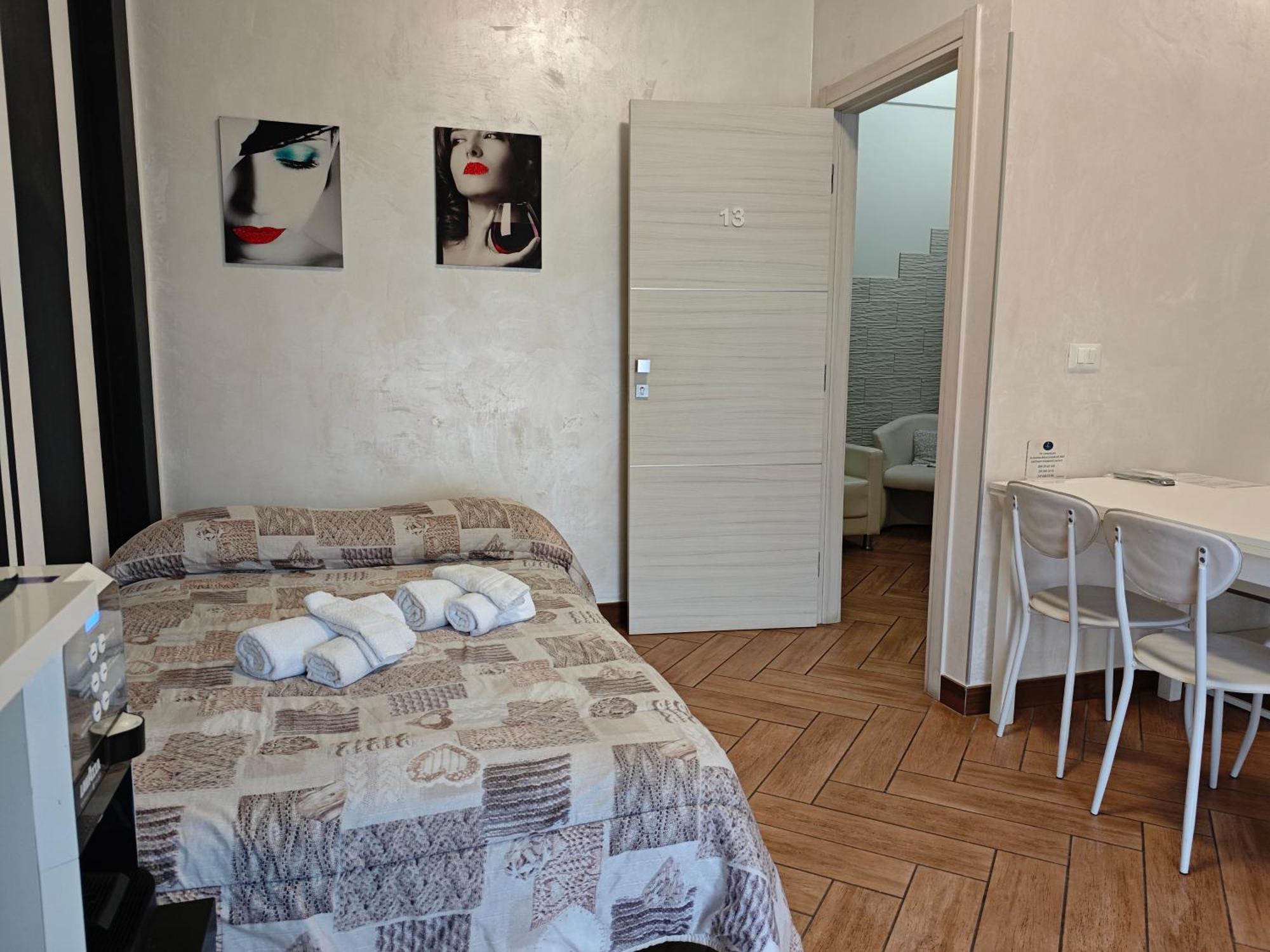 Cuscino E Cornetto Bed & Breakfast Salerno Luaran gambar